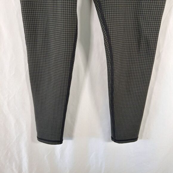 Offline by Aerie Joggers Women's Large Green Houndstooth Pull On Drawstring - Picture 3 of 8